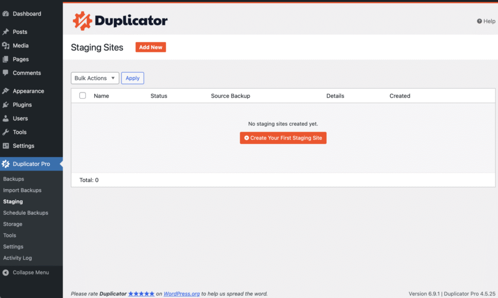 Duplicator Pro ダッシュボード：ステージングサイトページには、まだステージングサイトが表示されておらず、「最初のステージングサイトを作成」というオレンジ色のボタンとサイドメニューが表示されています。