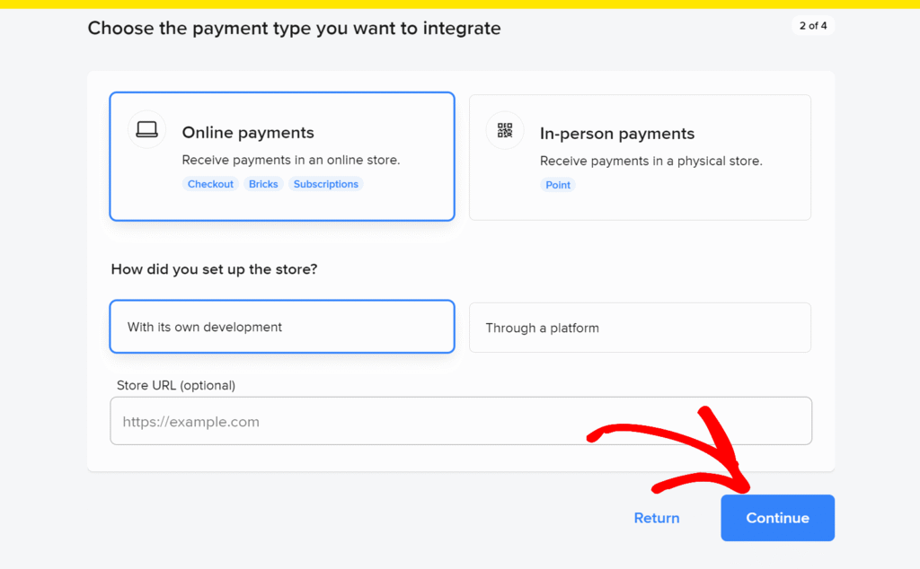 Screenshot dell'interfaccia utente di una procedura guidata di configurazione intitolata 'Scegli il tipo di pagamento che desideri integrare' con Pagamenti online selezionato e un pulsante blu Continua