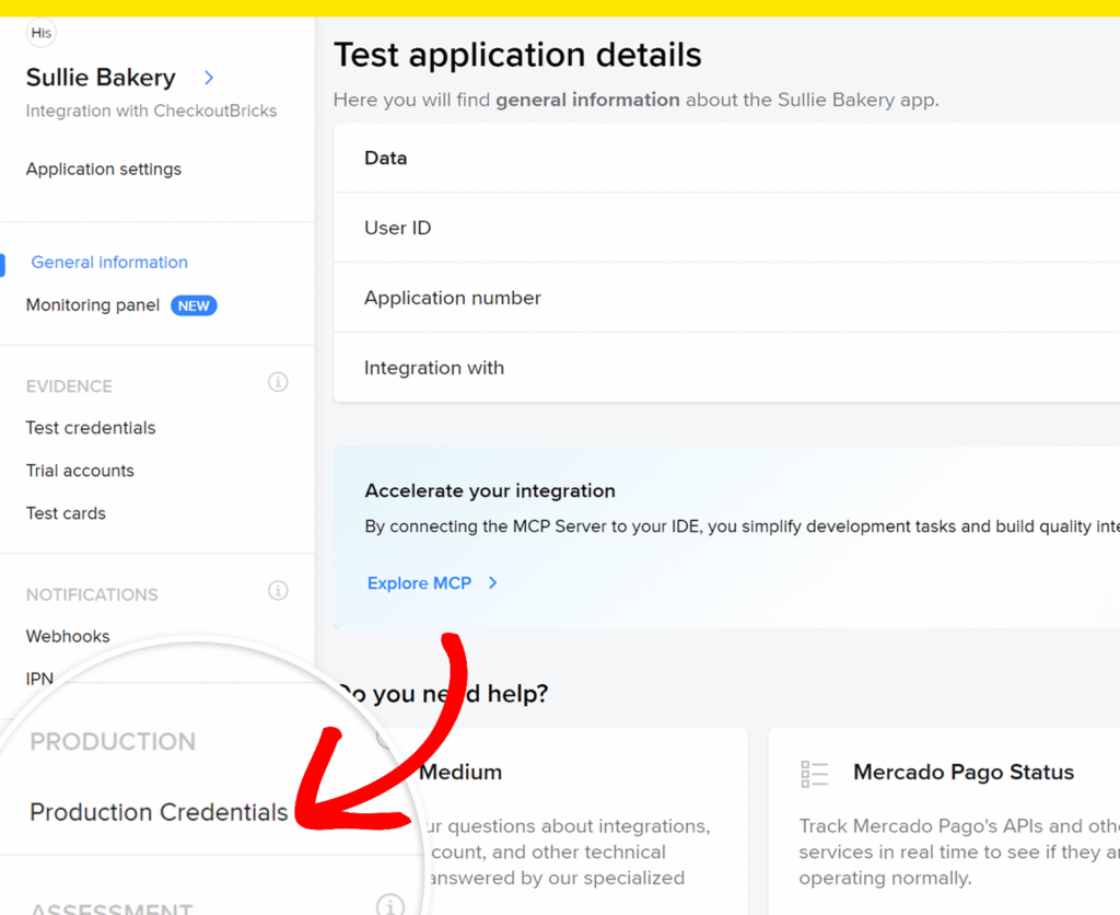Screenshot dell'interfaccia utente che mostra un pannello di navigazione sinistro con 'Credenziali di produzione' evidenziato nell'area Integrazione/Impostazioni di un'app web.