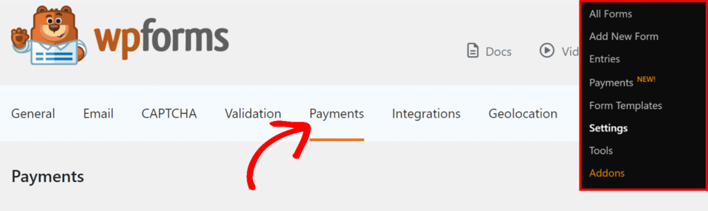 Dashboard di amministrazione di WPForms che mostra le schede di navigazione principali (Generale, Email, CAPTCHA, Validazione, Pagamenti evidenziati, Integrazioni, Geolocation) e un menu laterale destro.